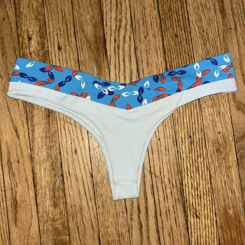 SAN LORENZO white with blue red white band cheeky bikini swim bottom in small - Picture 3 of 4
